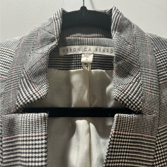 Veronica Beard black and white plaid blazer, size 8 - Picture 3 of 4